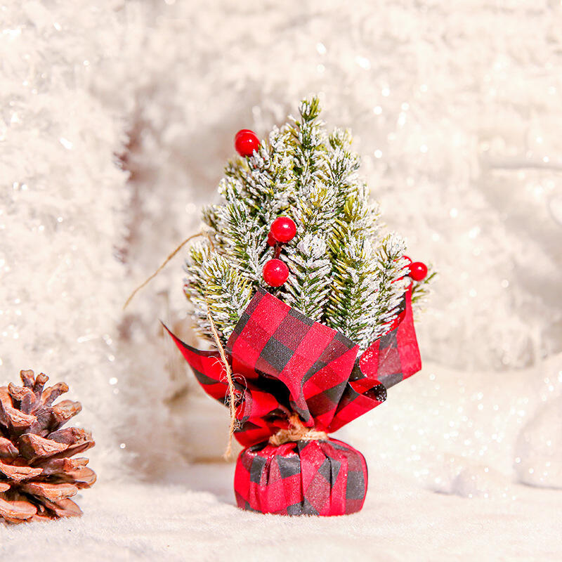New Popular Mini Red Berry Tree Flocking 12*12*17cm PE Christmas Decorations for Home and Table Top Xmas Decor details