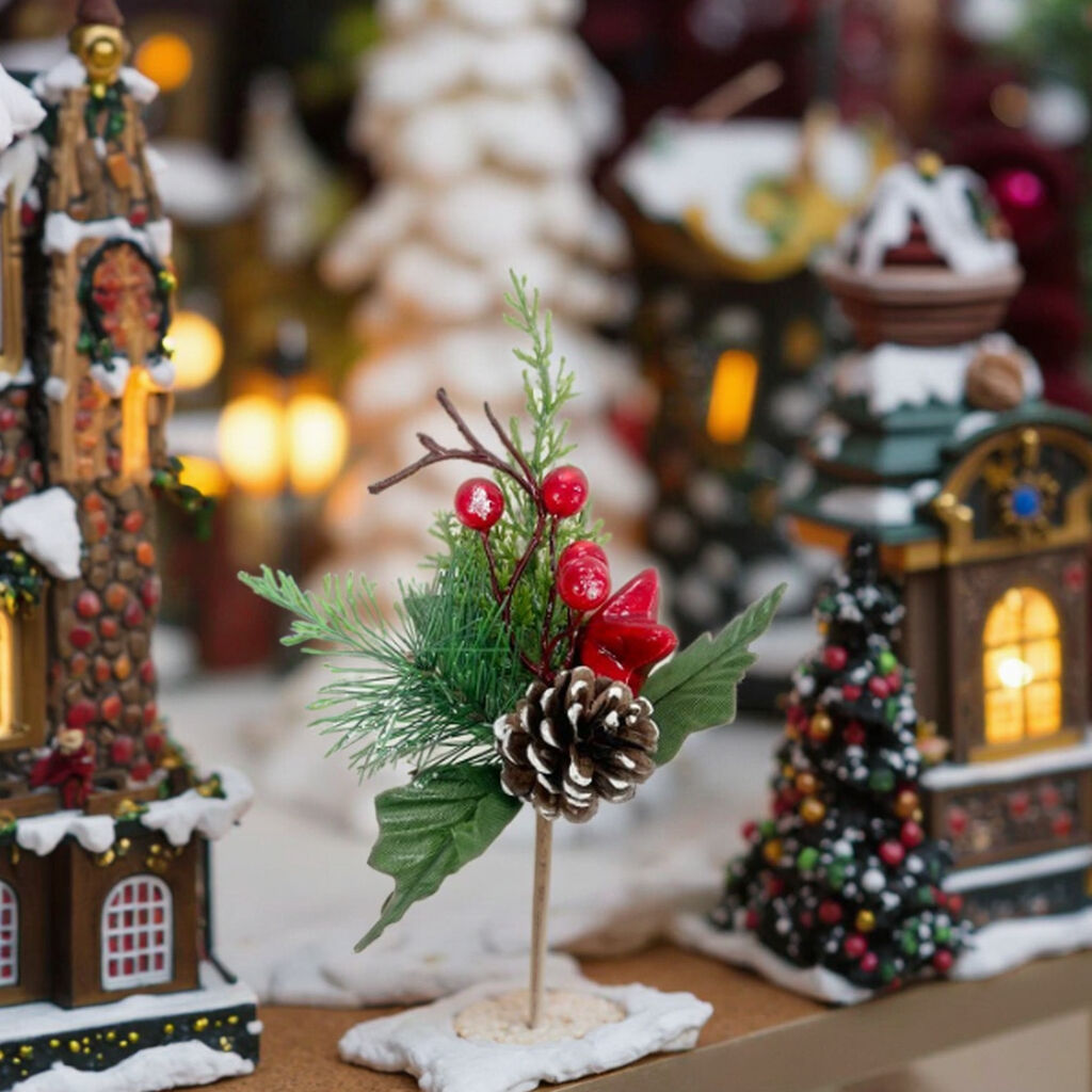 Hot Sale 20cm Christmas Tree Decor Picks for Amazon Exclusive Leaf-Shaped Berry and Pine Cone Ornaments for Xmas Decoration manufacture