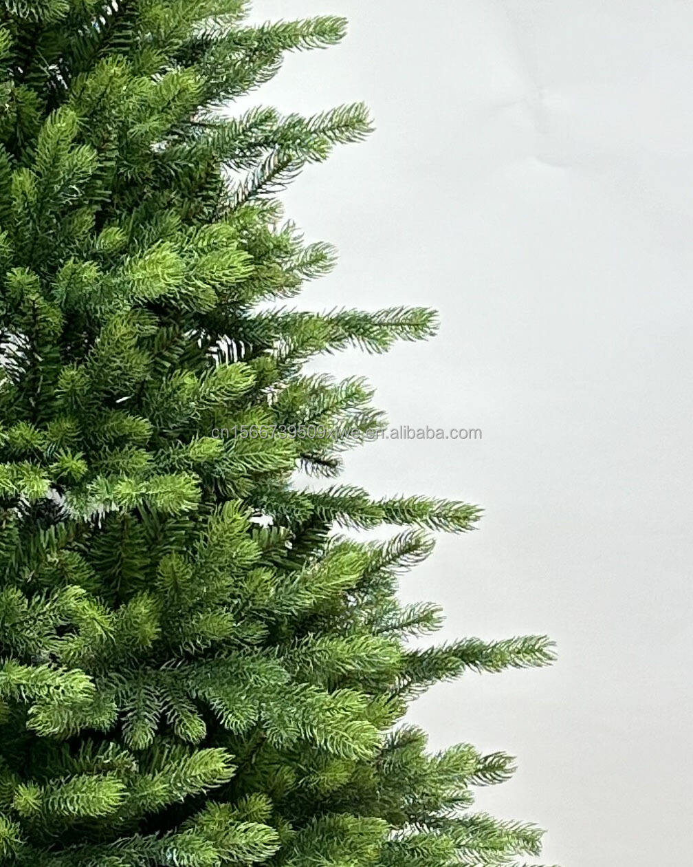 China Yiwu Manufacturer 2025 Luxury 210cm/7 Feet Hinged Artificial Christmas Tree manufacture