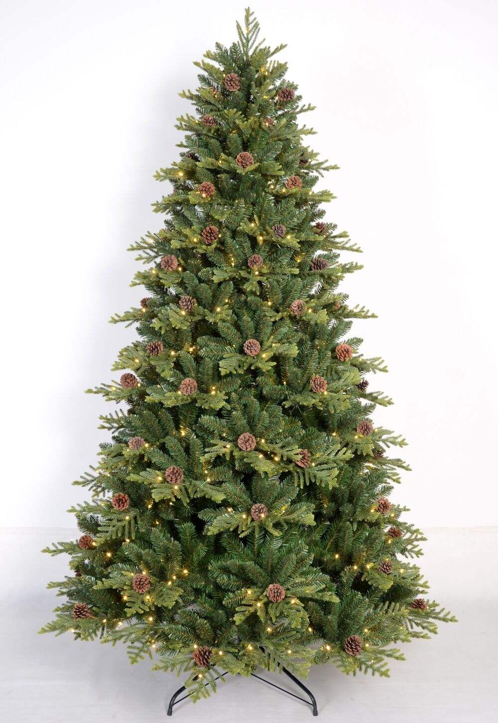 Factory-Produced PVC PE Christmas Tree Decoration Artificial Pine Core for Festive Decorations manufacture