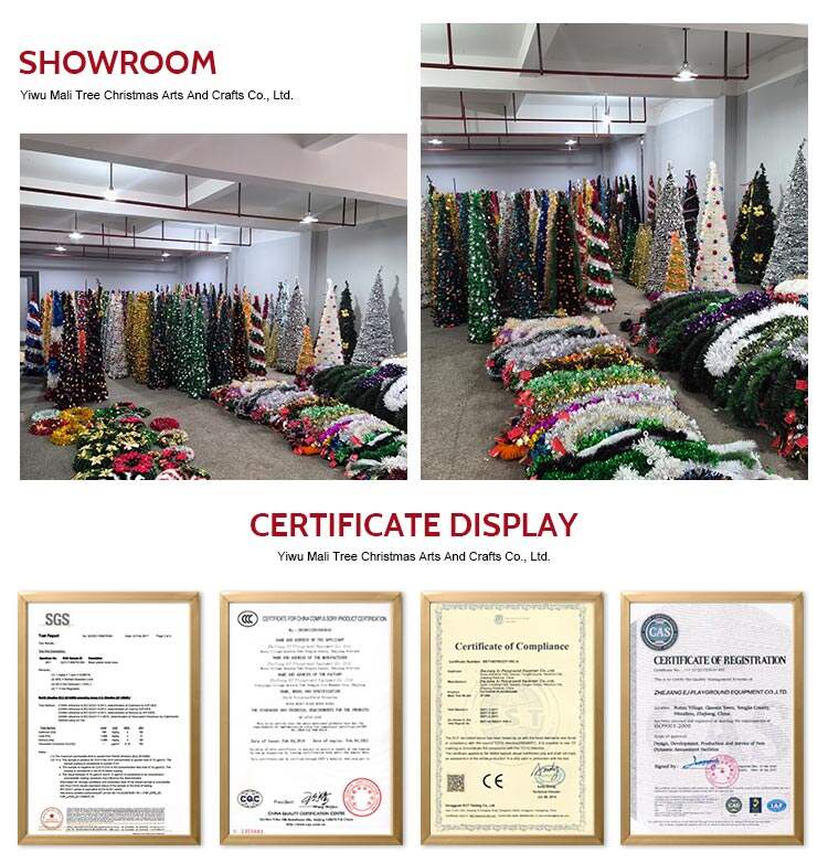 Luxury Eco-Friendly 45cm Christmas Wreath Decorated with Natural Rattan Base PE Material details