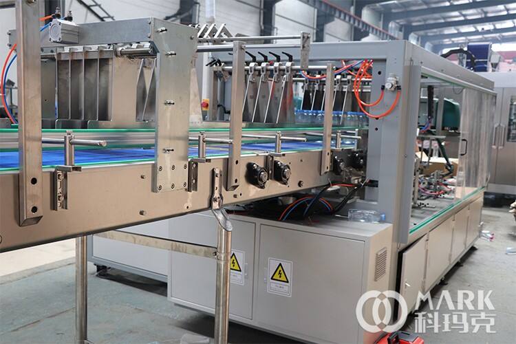 carton packing (9).jpg