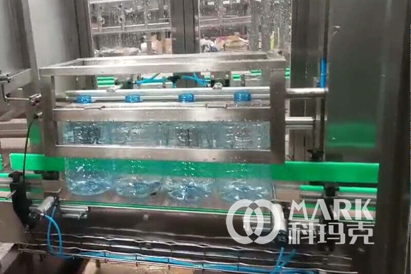 10000bph 5L water washing equipment (3).jpg