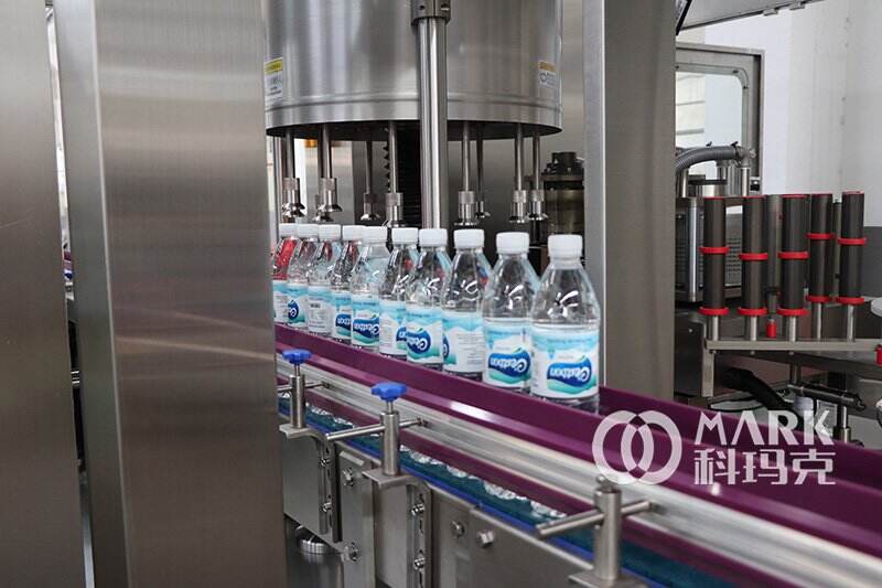 High Speed 12000BPH OPP Hot Melt Adhesive Labeling Machine details