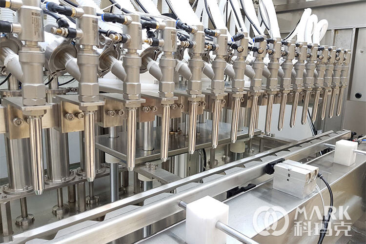 Cleaning tips for liquid filling machines