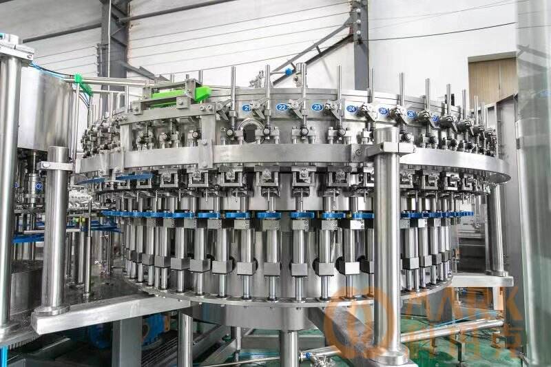 CSD filling machine 4.jpg