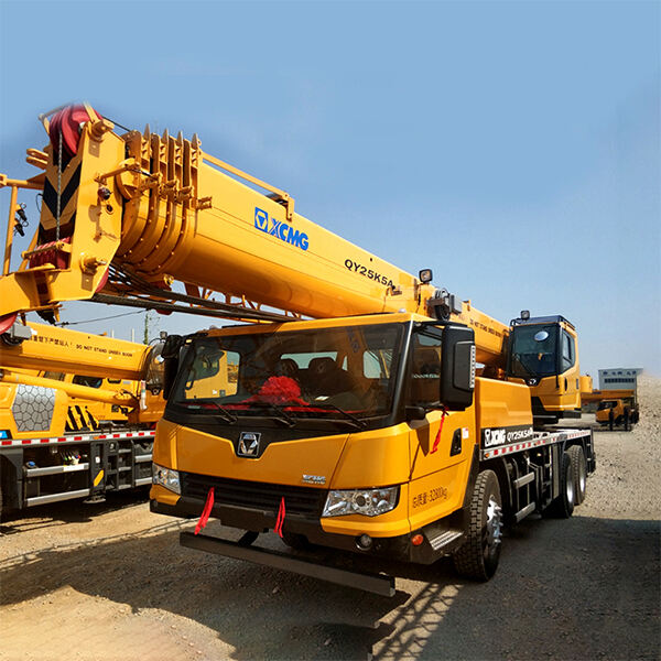 Safety of Building Cranes: