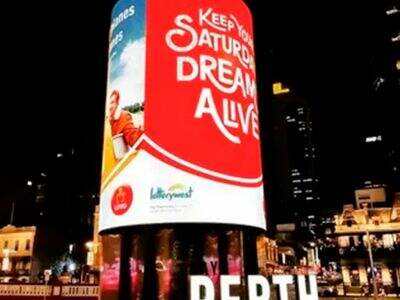 How Ad Display Screen Brightness Affects Outdoor Advertising Efficiency