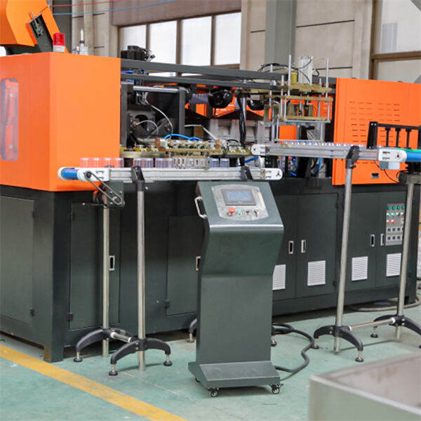 A closer look at the efficiency and precision of pet jar blow moulding machines