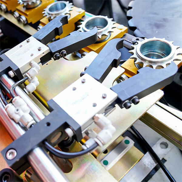 Latest technology and competitive pricing for plastic bottle manufacturing equipmen