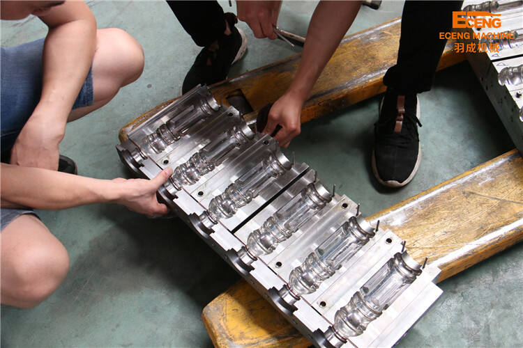 product eceng 4 cavity bottle blower machine mould blowing mold841-11