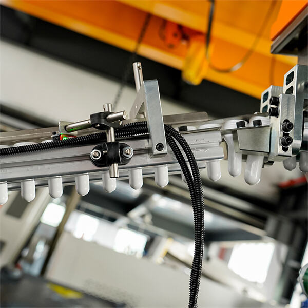 How to maximize productivity with automatic blow molding machines