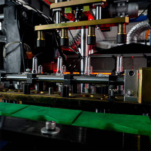 Cutting-edge technology for superior bottle quality and consistency