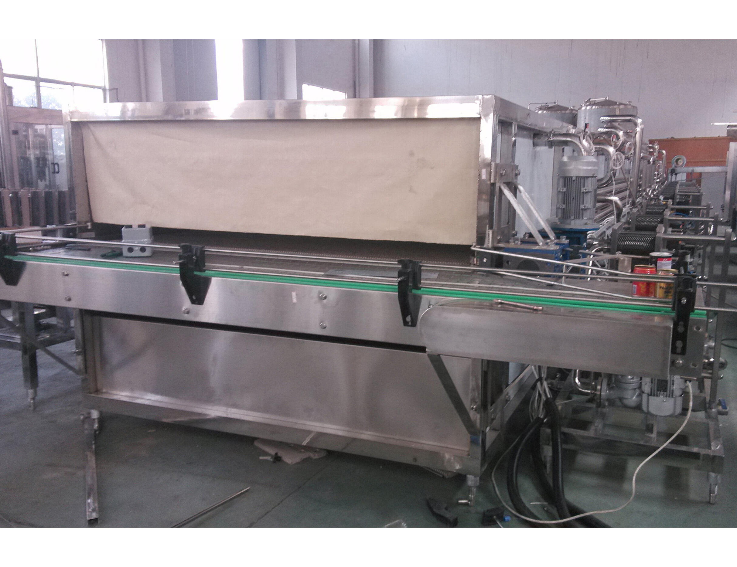 Tunnel pasteurizer.jpg