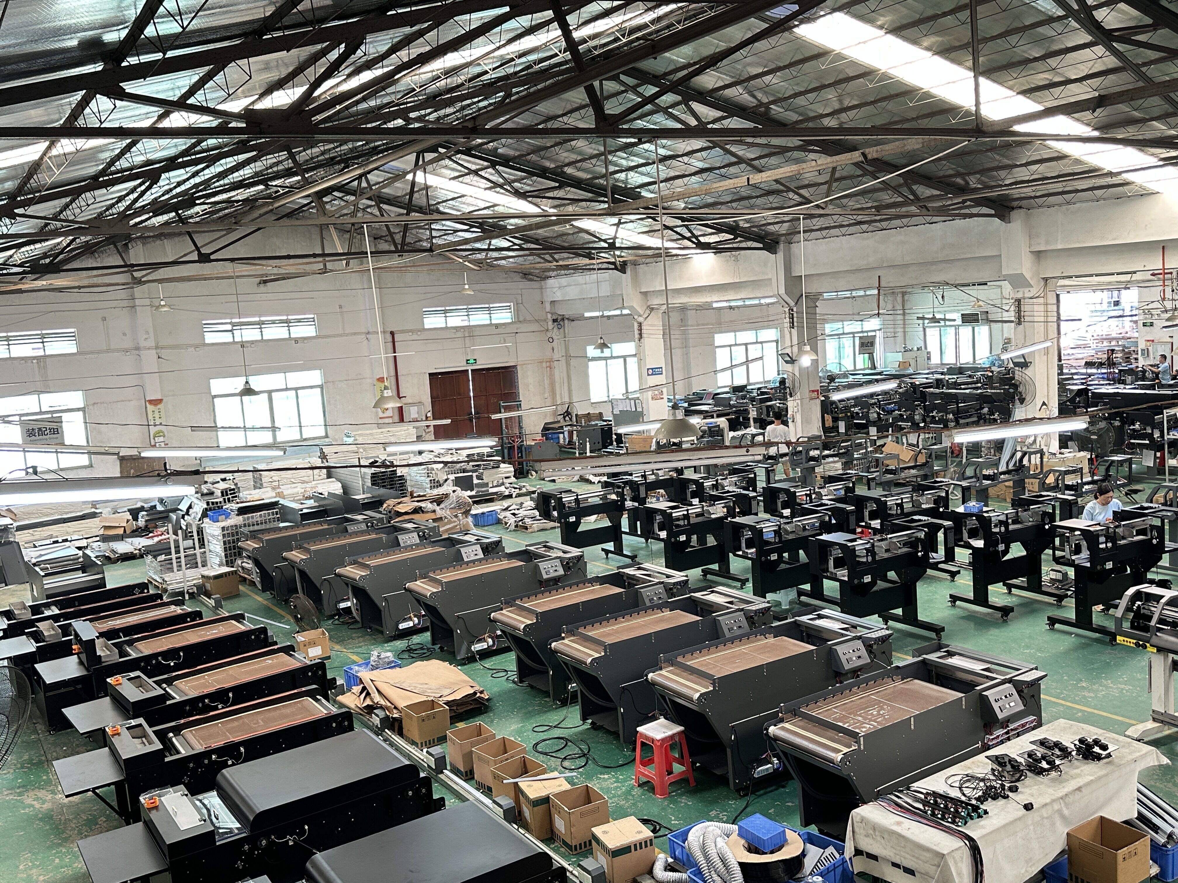Titanjet New UV DTF With Double Laminating Machine Roll to Roll Golden Silver Cold Stamp Sign Sticker Glossy UV Inkjet Printer supplier
