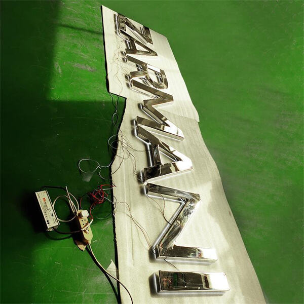 Augmentez la visibilité et attirez des clients grâce à nos panneaux de signalisation