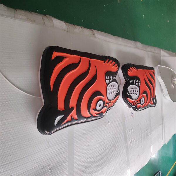 Conceptions uniques et accrocheuses pour le branding et la promotion