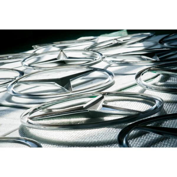 Durable and Long-Lasting Acrylic Signage Solutions