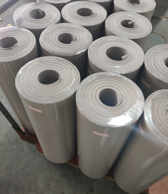 Vunir Colorful Blue Engineered Wood Veneer for Home & Hotel Furniture Decoration supplier