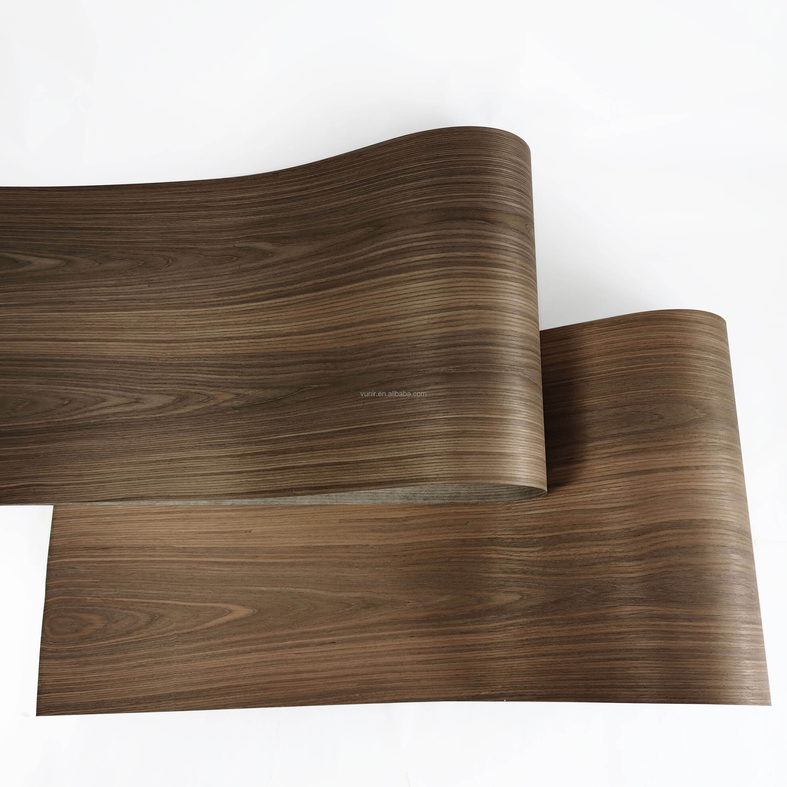 Vunir Smoke Walnut Crown Reconstitute Recon Veneer Wood Skin Veneers for Furniture Plywood Wall Panels manufacture