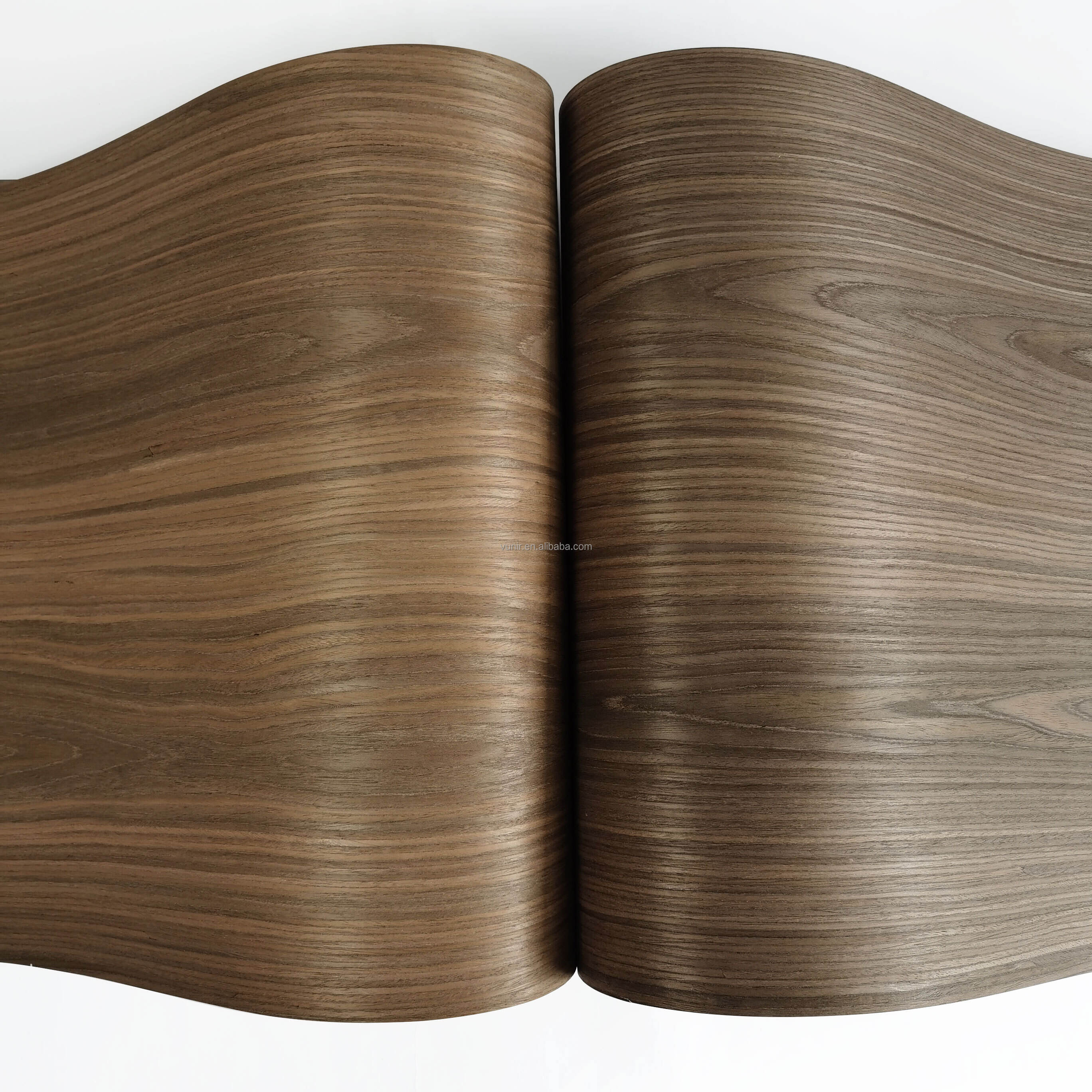 Vunir Smoke Walnut Crown Reconstitute Recon Veneer Wood Skin Veneers for Furniture Plywood Wall Panels manufacture