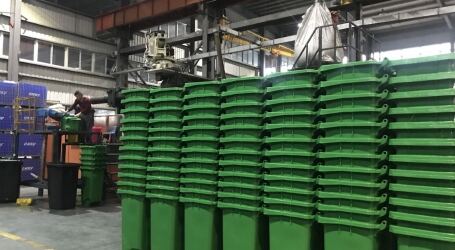 Preface Plast သည် Advanced Waste Bin Solutions အတွက် ကာတာအစိုးရနှင့် အဓိကပူးပေါင်းလုပ်ဆောင်မှုကို လုံခြုံစေပါသည်။