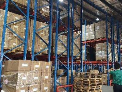 كيف يزيد نظام التخزين المزدوج العمق من السعة؟