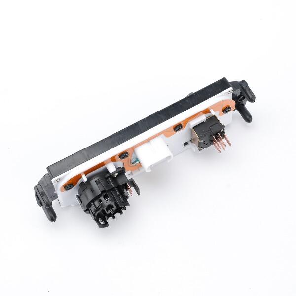 自動車のニーズに応える信頼できるOEMアフターマーケット自動車部品の調達先