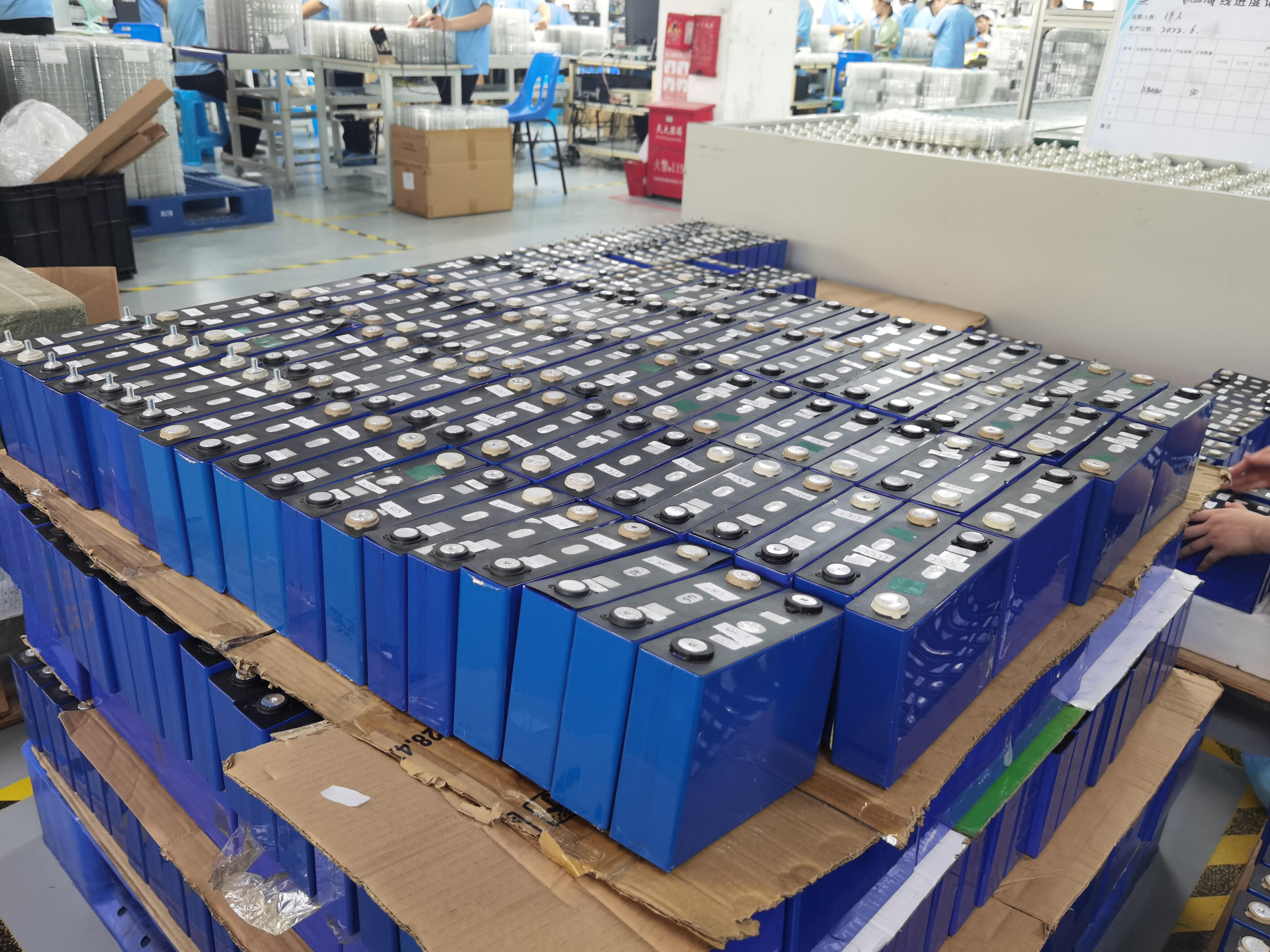 PUFA 51.2v 100ah Solar Lithium Battery Home Energy Storage System 10kwh 20kwh Home Use Solar Power Energy Storage System manufacture