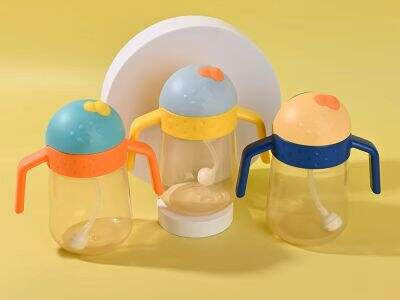 Sippy Cups: Transitioning Your Baby to Independent Drinking