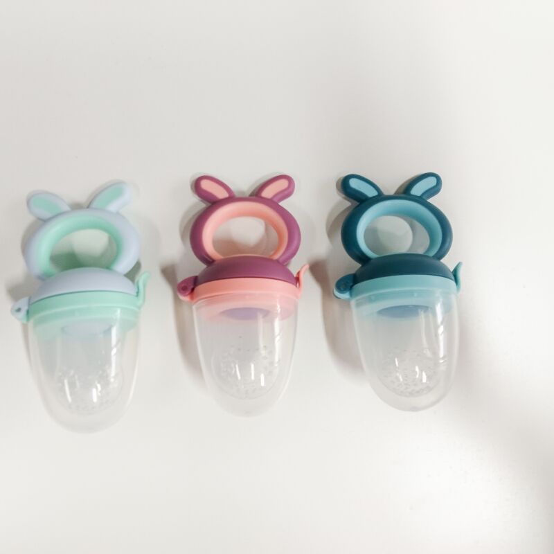 Hot Selling BPA Free Food Grade Silicone Baby Food Fruit Feeder Pacifier Baby Feeding Products details