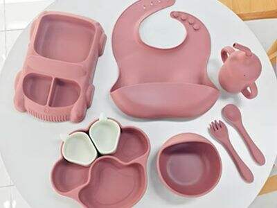 Easy-to-Clean Baby Bibs for Messy Eaters