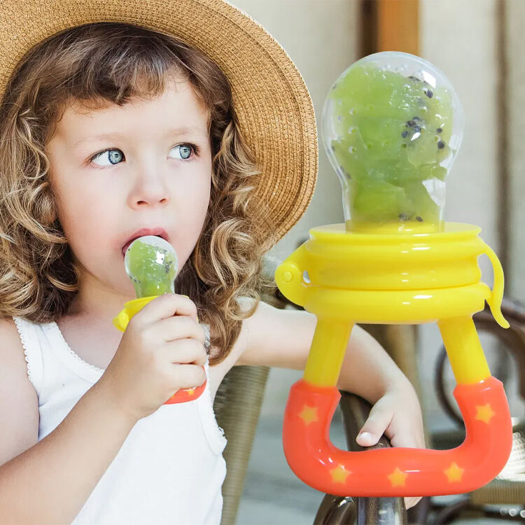 Wholesale Eco-Friendly Non-Toxic Infant Baby Feeding Toy Different Size Frucht Schnuller Silicone Pacifier Animal Baby Feeder factory