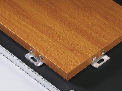 지속 가능한 건축에서 알루미늄 복합 패널의 역할