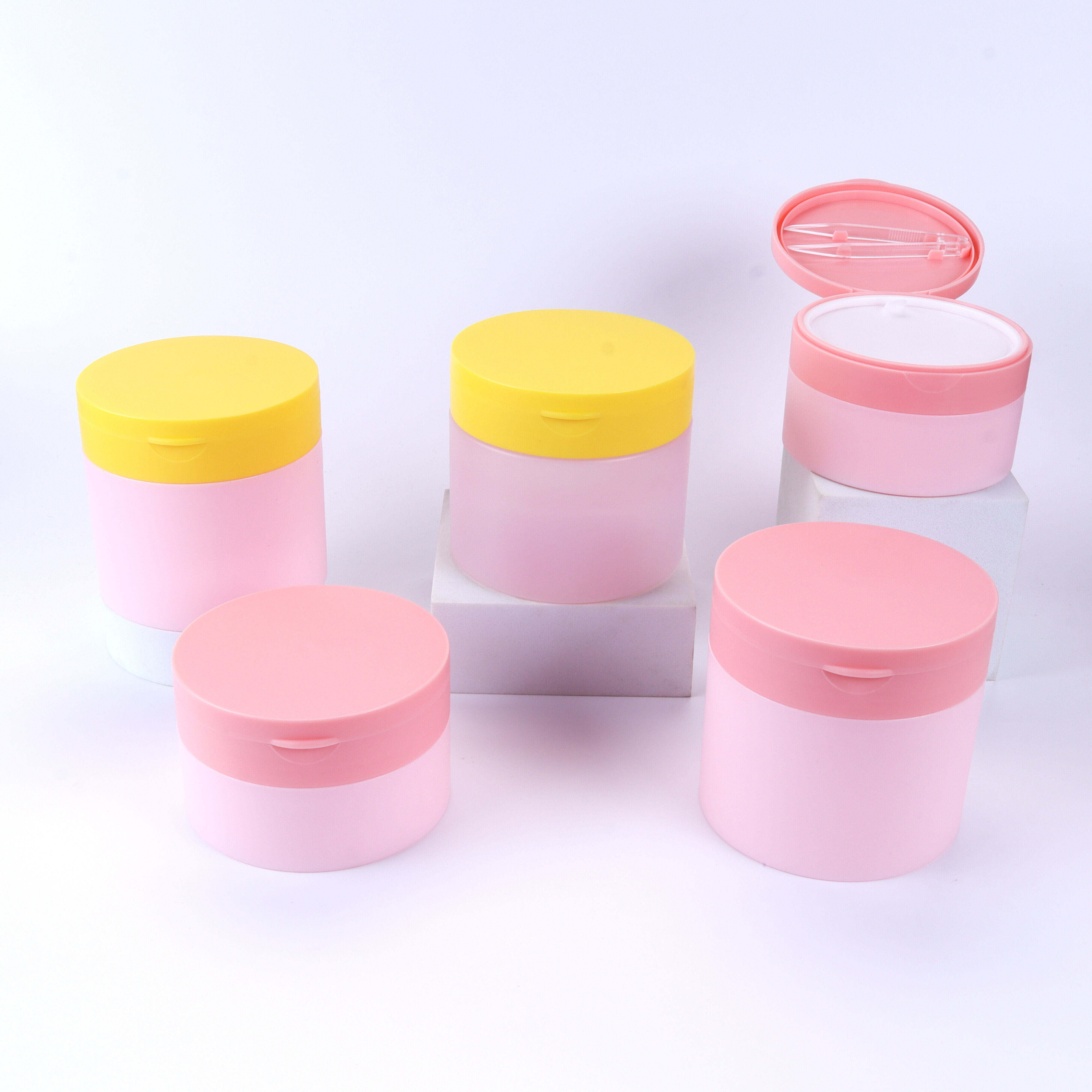 Comparing Sustainable Skincare Packaging Benefits