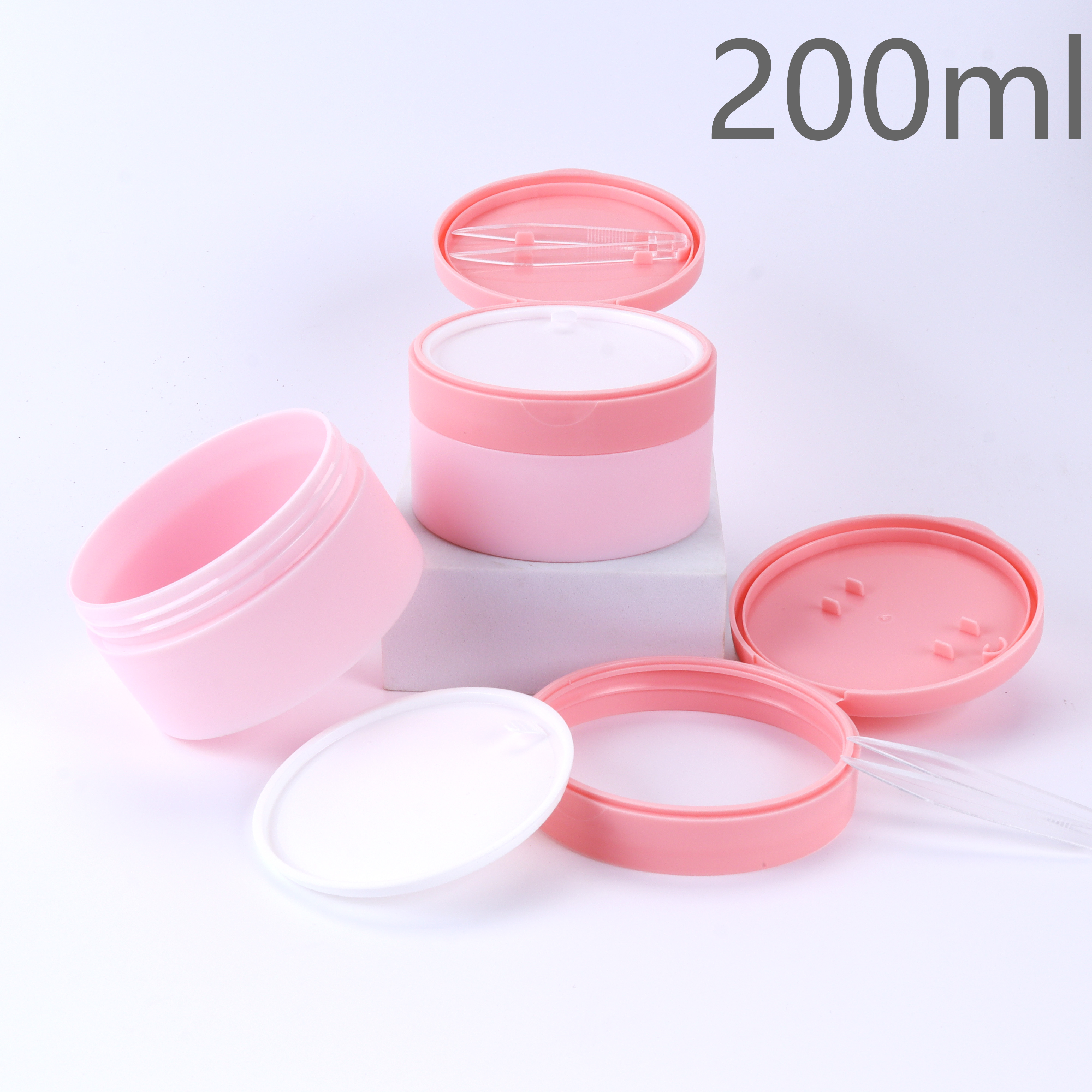 How Custom Plastic Jars Enhance Brand Identity