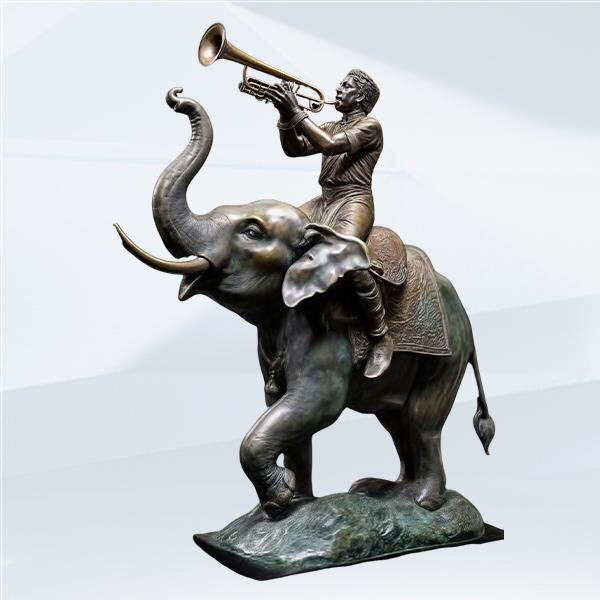 Impress your guests and neighbors with unique and eye-catching outdoor sculptures tailored to your style and preferences.