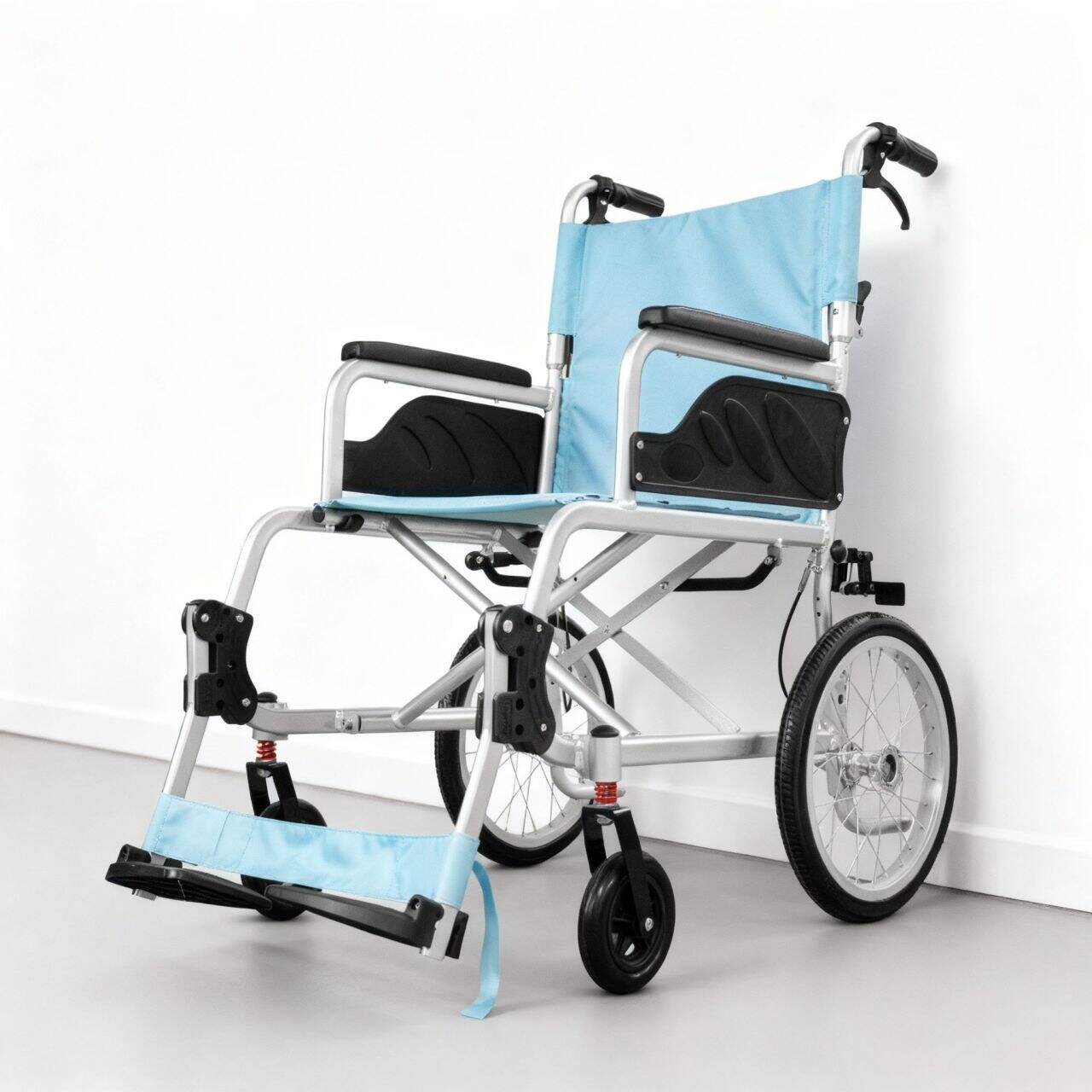 Where to find high-quality foldable wheelchairs for elderly