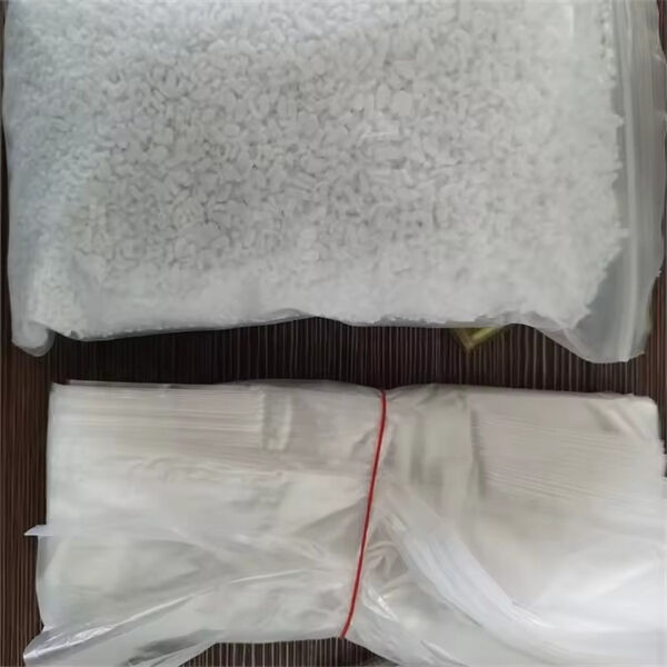 Scoprire la versatilità delle materie prime plastiche nei prodotti quotidiani