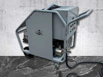 How High Pressure Water Blasters Boost Industrial Cleaning Efficiency