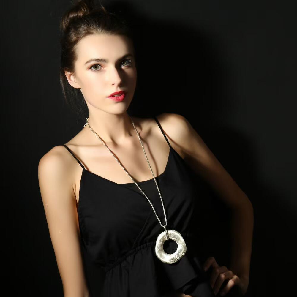 product jewelry custom wholesale alloy european american gold plated hip hop long chain geometric pendant necklaces for women-2