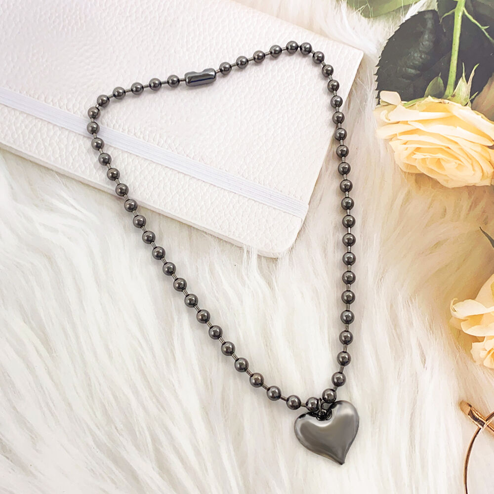 product korean jewelry latest product custom simple black choker beads heart pendant women  necklace-2
