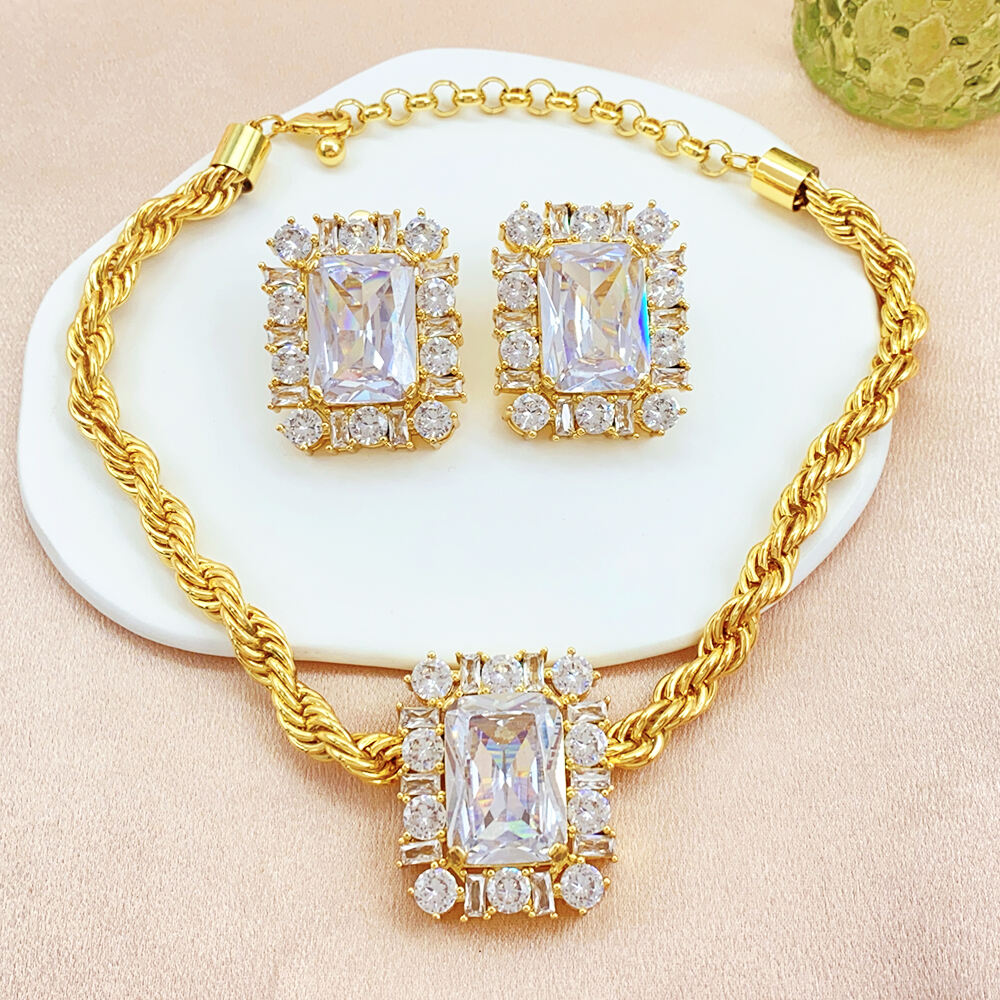 Luxury Gold-Plated Wedding Choker Set with Chunky Diamond Gemstone Pendant for Party From Top Jewelry Supplier supplier