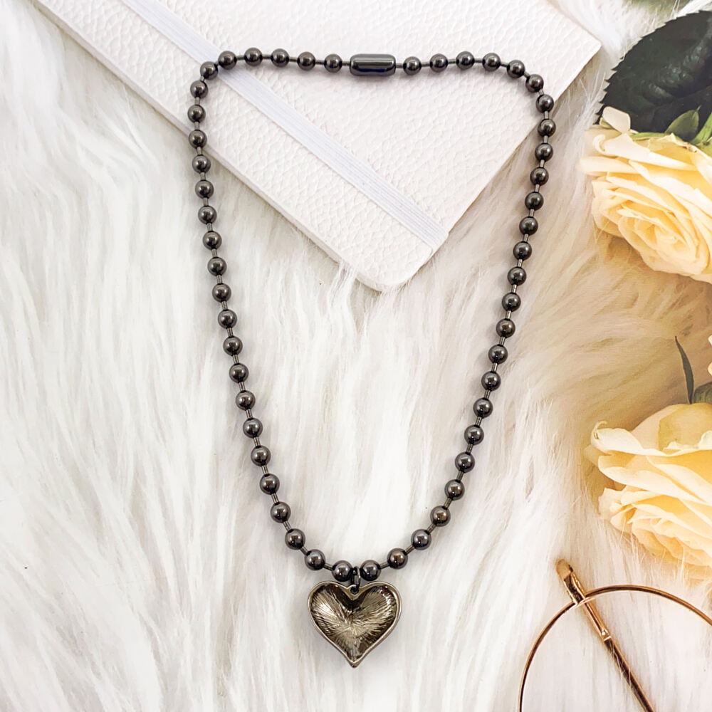 product korean jewelry latest product custom simple black choker beads heart pendant women  necklace-5