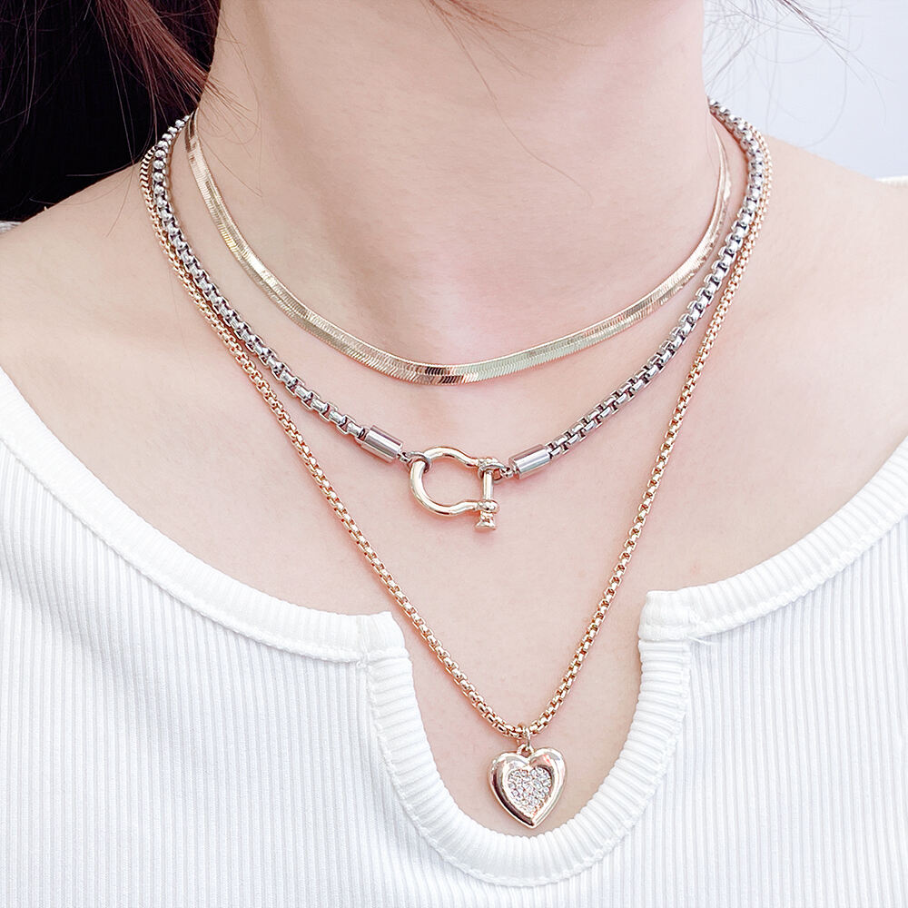 product fashion jewelry multi layer carabiner heart pendant choker box chain necklace choker women men chunky horseshoe necklace-5