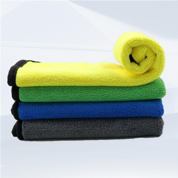 Stay Ahead of the Competition with Our Wide Range of Clean Cloth Products
