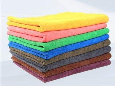 Correct Wiping Techniques to Reduce Scratches When Using a Car Wash Cloth