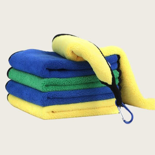 Premium quality microfiber cloths for efficient and streak-free car cleaning