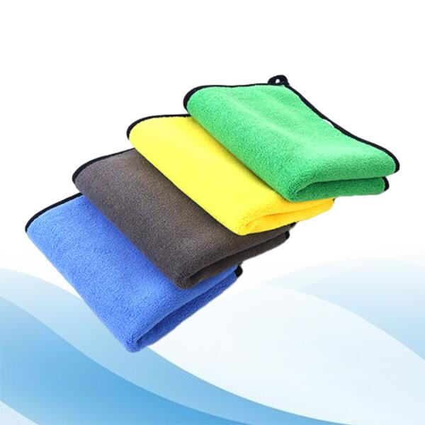 Eco-friendly and reusable car cleaning cloths at wholesale prices