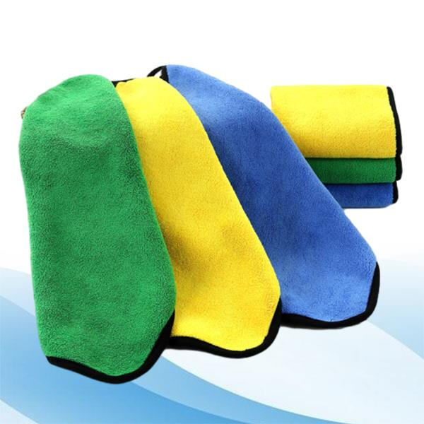 Quick-drying towels for fast and easy car washing